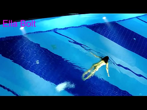 ❤️ Ech kann net ophalen ze kucken, jonk Blond gefaange schwammen plakeg am ELLA BOLT Resort Pool ❌  Sex op Porno lb.pornsexer.ru ❌